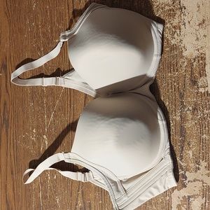 Modern movement bra 34DD cream